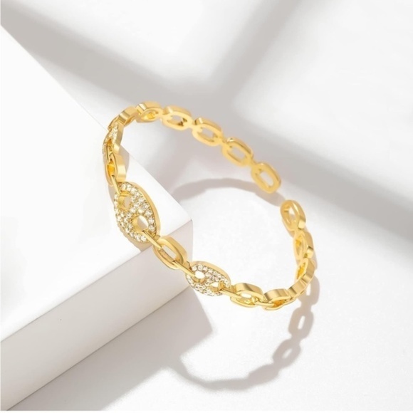 Gold 14k Gold Plated Cubic Zirconia Hollow Cuff Bracelet - Picture 1 of 3